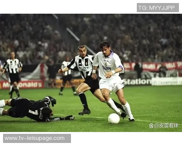 尤文图斯九年欧冠历程回顾从决赛到首回合惨败的沉沦之路